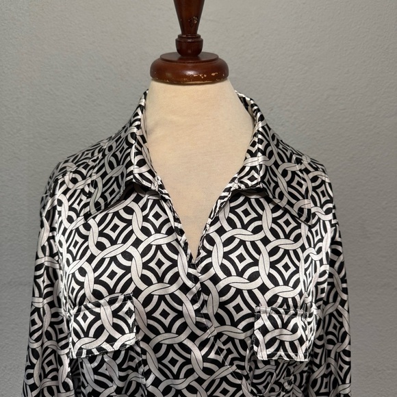 Lane Bryant Plus Women Black & White Oversized Wrap Tunic Formal Shirt Sz 22/24 - Picture 6 of 17